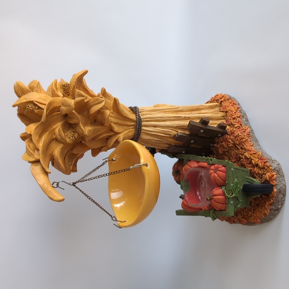 Yankee Candle Wheelbarrow Pumpkin Tart Candle Warmer Haystack Fall Crow - Picture 4 of 6
